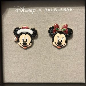 🆕 Disney x BaubleBar Mismatched Christmas Earrings